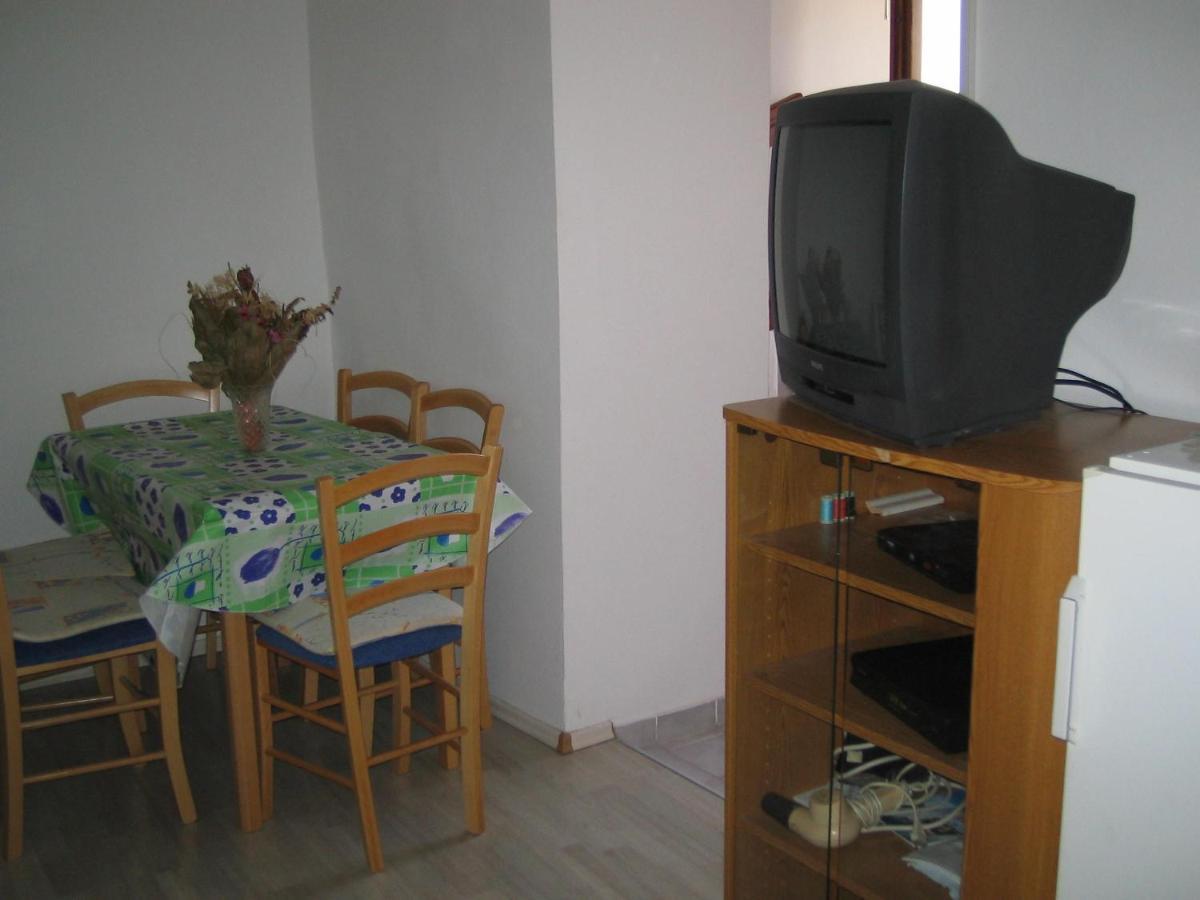 Apartments By The Sea Selce, Crikvenica - 15063 Ngoại thất bức ảnh