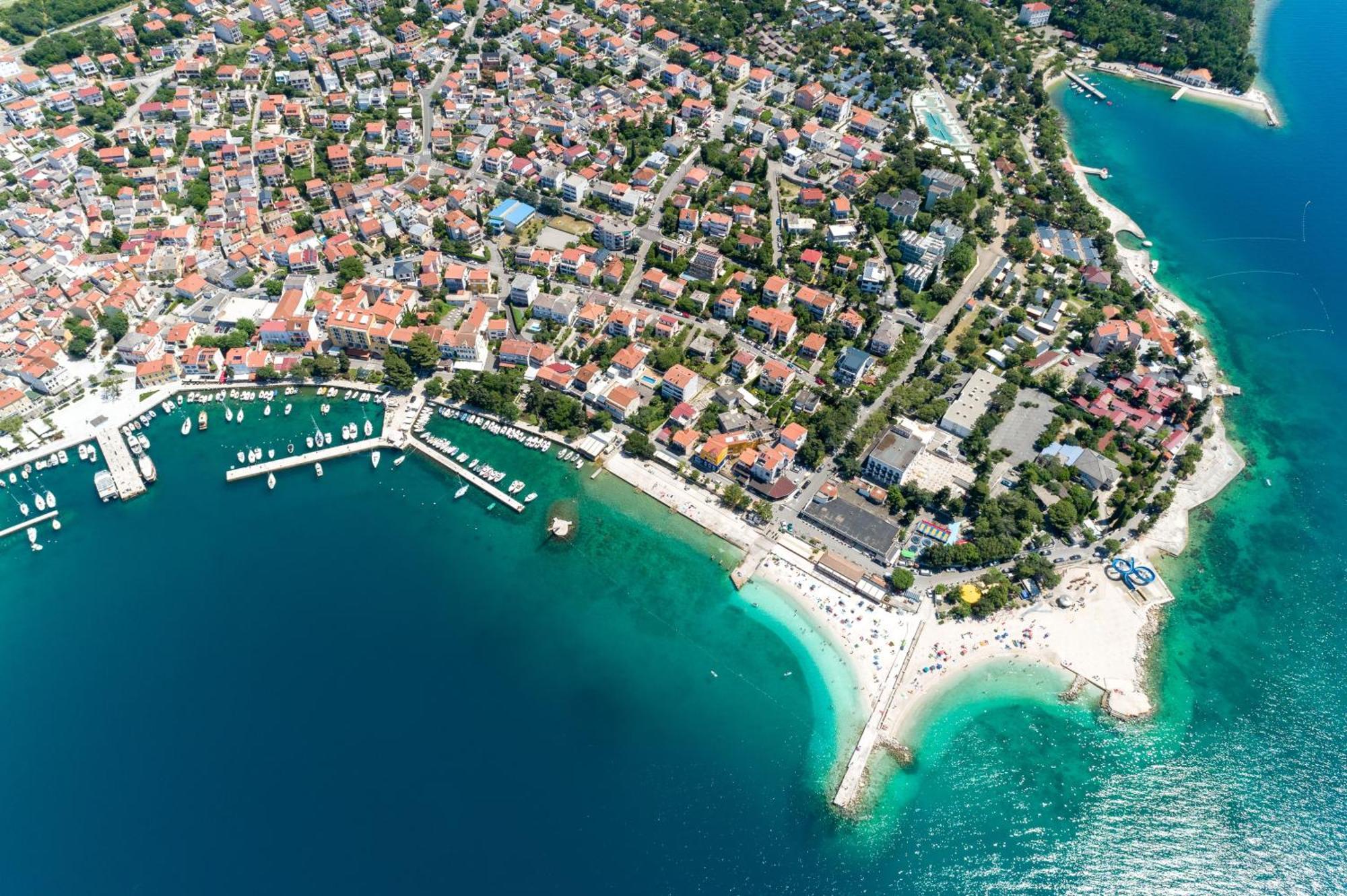 Apartments By The Sea Selce, Crikvenica - 15063 Ngoại thất bức ảnh
